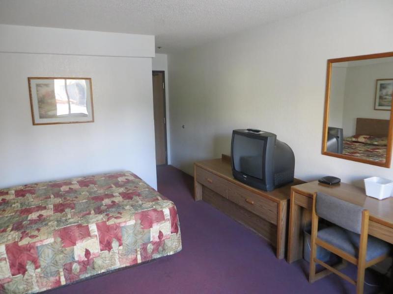 Super 8 By Wyndham Saanichton Victoria Airport Hotel Bagian luar foto