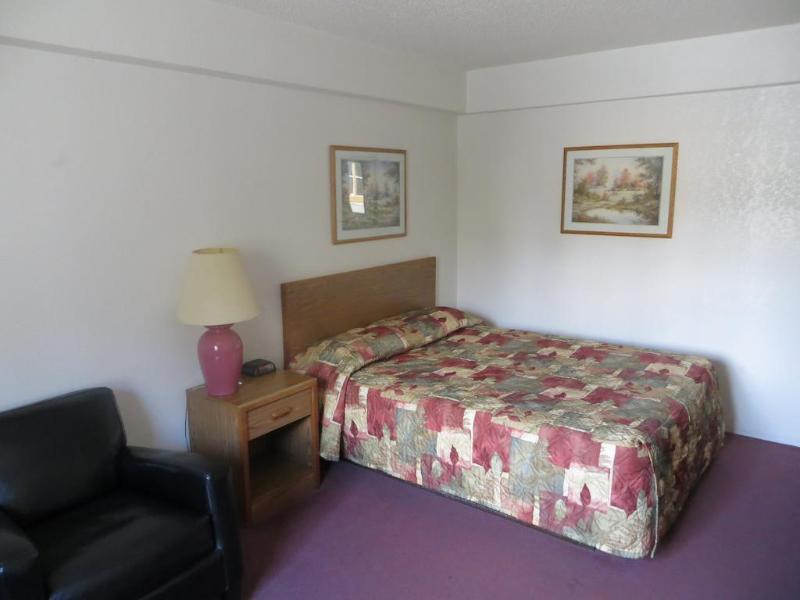 Super 8 By Wyndham Saanichton Victoria Airport Hotel Bagian luar foto