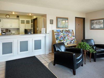 Super 8 By Wyndham Saanichton Victoria Airport Hotel Bagian luar foto